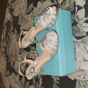 L. Lorraine heeled sandals